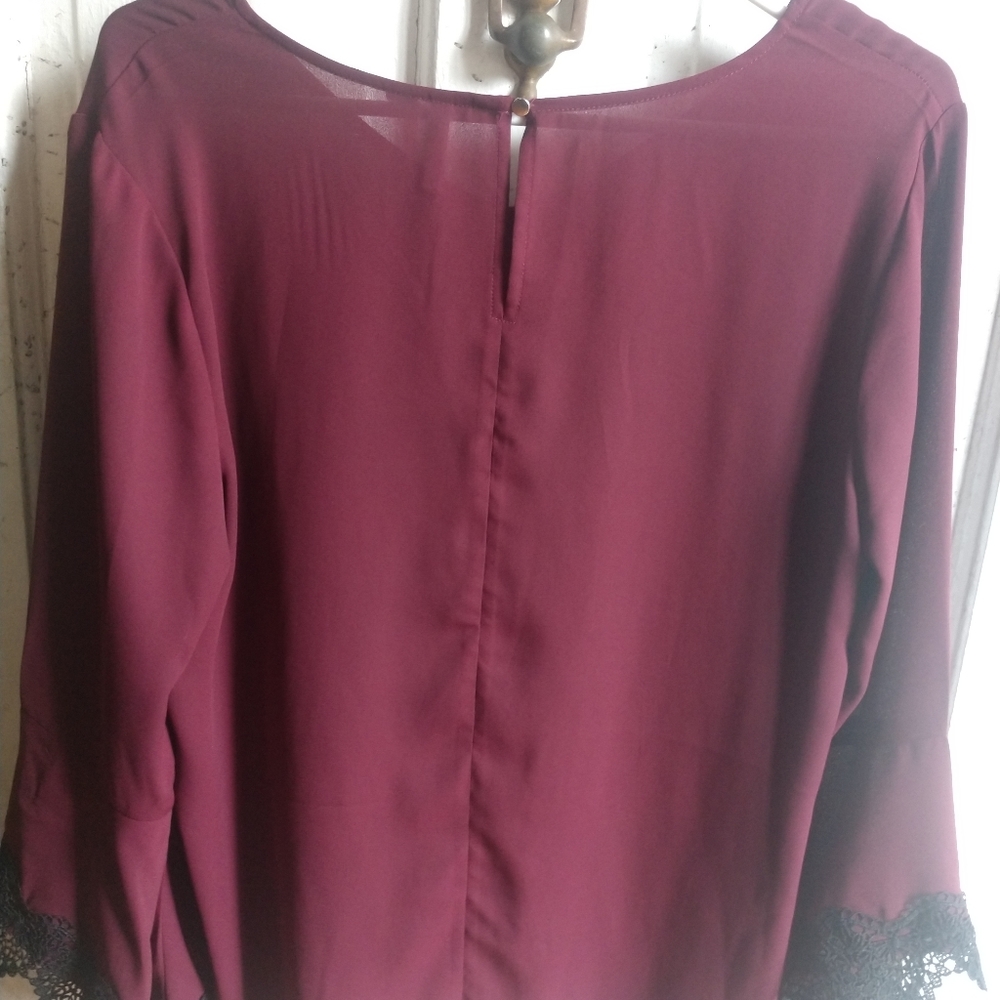 Maroon blouse - Picture 3 of 3